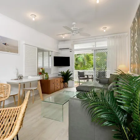 Palm Views At Coral Apartments Port Douglas Exterior photo
